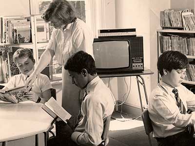 Highbury Library